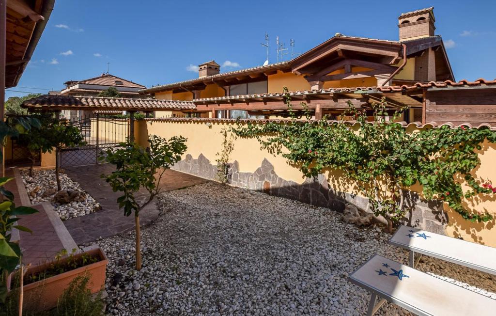Ostia Antica - La Casa Di Laura B&B Екстер'єр фото